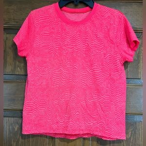 Lululemon women’s shirt